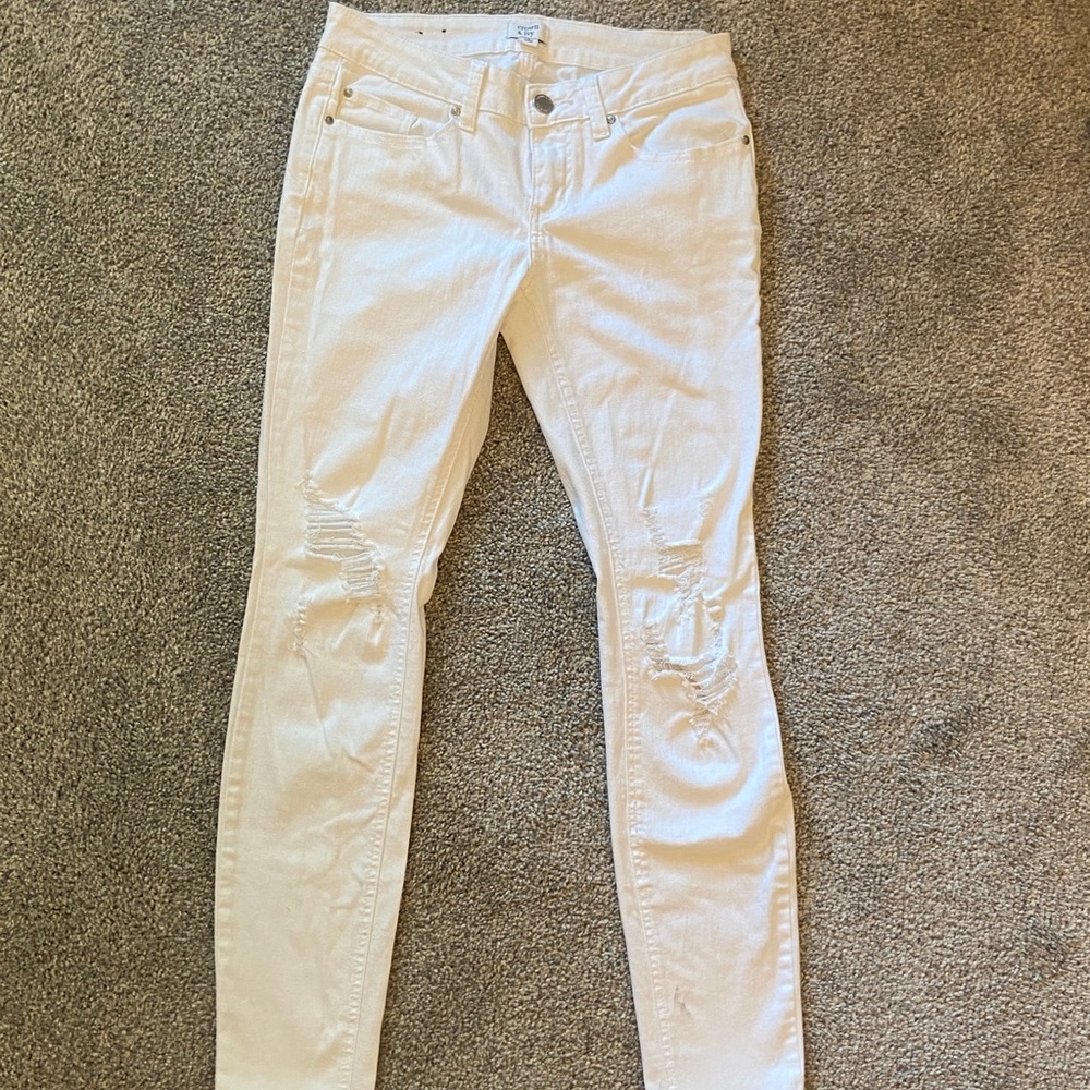 Crown & Ivy low rise white skinny jeans